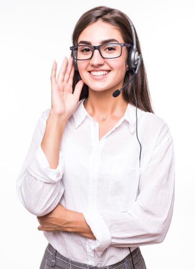 pretty-smiling-woman-transperent-glasses-min